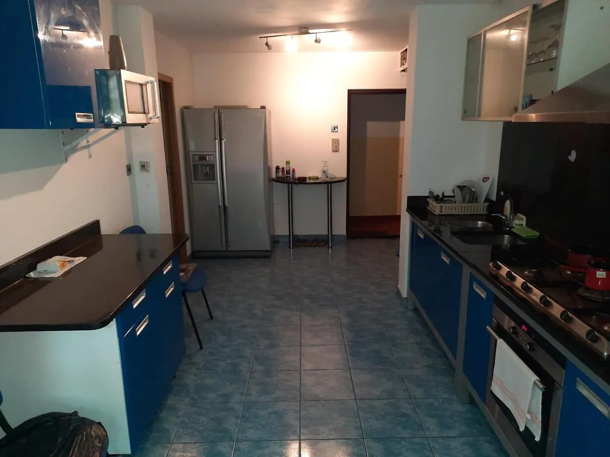 Apt 2 Camere Non Party And Free Wifii Bucharest