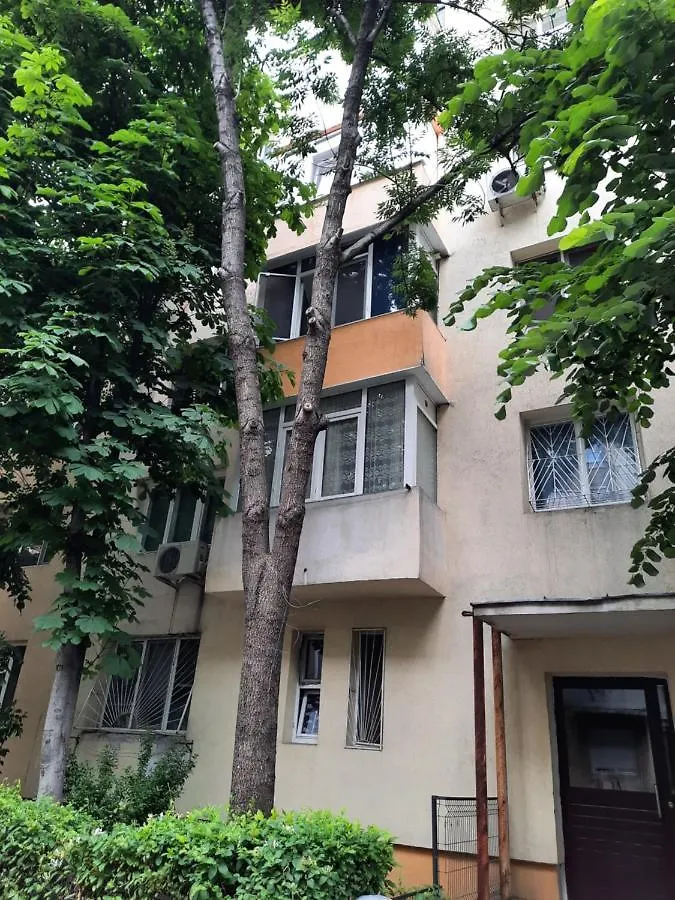 Apt 2 Camere Non Party And Free Wifii Bucharest 0*,