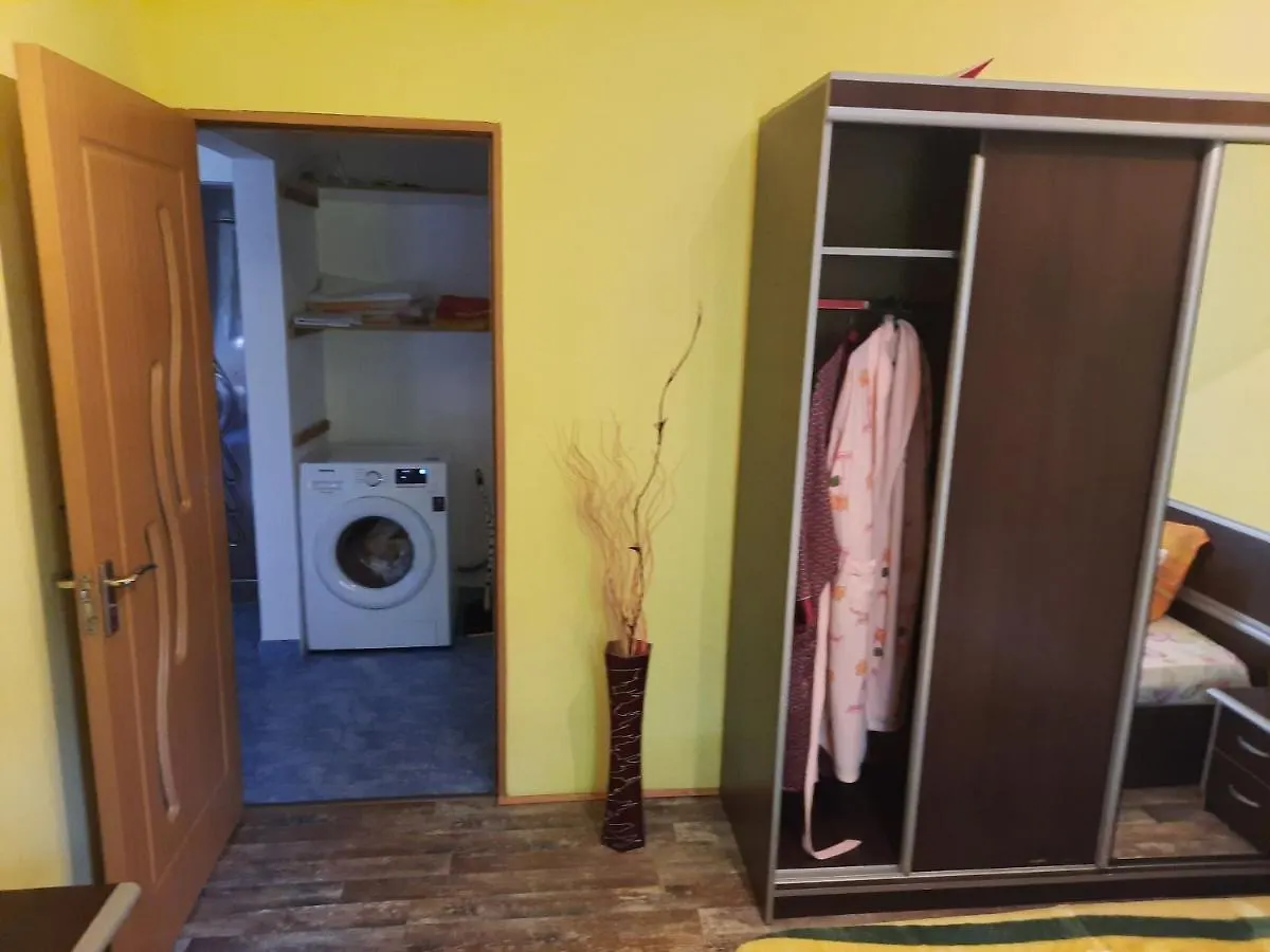 Apt 2 Camere Non Party And Free Wifii Bucharest Romania